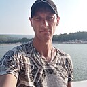 Денис, 33 года