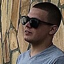 Макс, 24 года