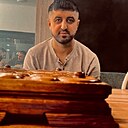 Макс, 33 года