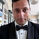 Счастливый, 42 года