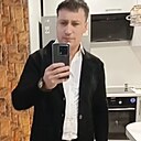 Вини Пух, 29 лет