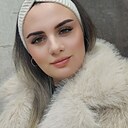 Неизвестно, 33 года