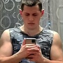 Роман, 25 лет