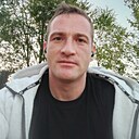 Илья, 33 года