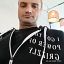 Саша, 33 года