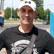 Фотография мужчины Саша, 37 лет из г. Черневцы