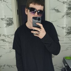 Фотография мужчины Андрей, 18 лет из г. Тюмень