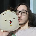 Артём, 24 года