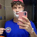 Артём, 24 года