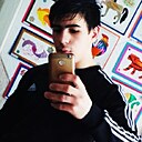 Роман, 19 лет