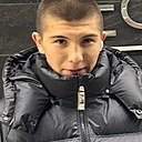 Максим, 18 лет