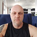 Майк, 44 года