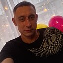 Макс, 33 года