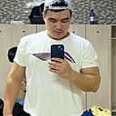 No Name, 33 года