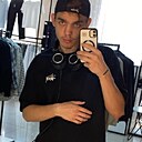 Азамат, 22 года