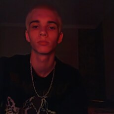 Фотография мужчины Максим, 18 лет из г. Пружаны