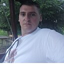 Василий, 32 года