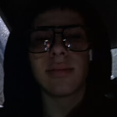 Фотография мужчины Максим, 18 лет из г. Нижний Новгород