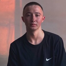 Фотография мужчины Рахат, 19 лет из г. Владивосток