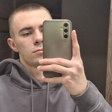 Фотография мужчины Максим, 21 год из г. Владивосток