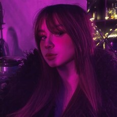 Фотография девушки Лола, 18 лет из г. Санкт-Петербург