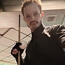 Виктор, 33 года