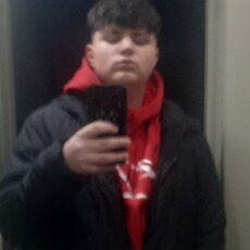 Фотография мужчины Matei, 18 лет из г. Piatra Neamț