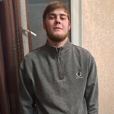 Фотография мужчины Артурик, 20 лет из г. Санкт-Петербург