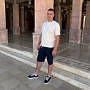 Виталий, 30 лет