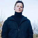 Август, 32 года