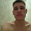 Макс, 33 года