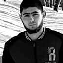 Геворг, 24 года