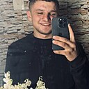 Саша, 23 года