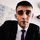 Артур, 25 лет