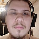 Артем, 22 года