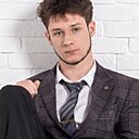 Михаил, 18 лет