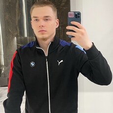 Фотография мужчины Maksim, 21 год из г. Тюмень