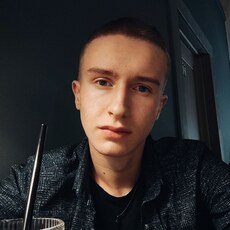 Фотография мужчины Ярик, 18 лет из г. Иркутск