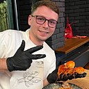 Максим, 22 года