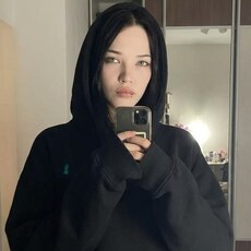 Ангелина, 25 из г. Санкт-Петербург.