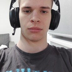 Фотография мужчины Максим, 20 лет из г. Екатеринбург