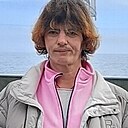 Elizabeth, 42 года