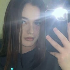 Фотография девушки София, 18 лет из г. Тюмень