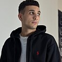 Рома, 23 года