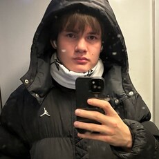 Фотография мужчины Рома, 18 лет из г. Екатеринбург