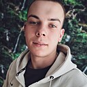 Максим, 22 года