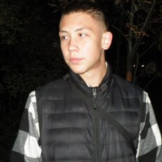 Фотография мужчины Andrew, 18 лет из г. Ульяновск
