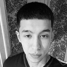 Фотография мужчины Рома, 22 года из г. Владивосток