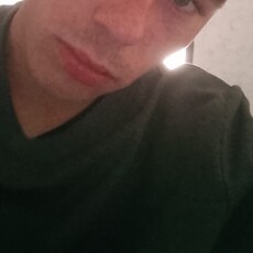 Фотография мужчины Эдуард, 21 год из г. Ангарск