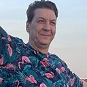 Rr, 52 года